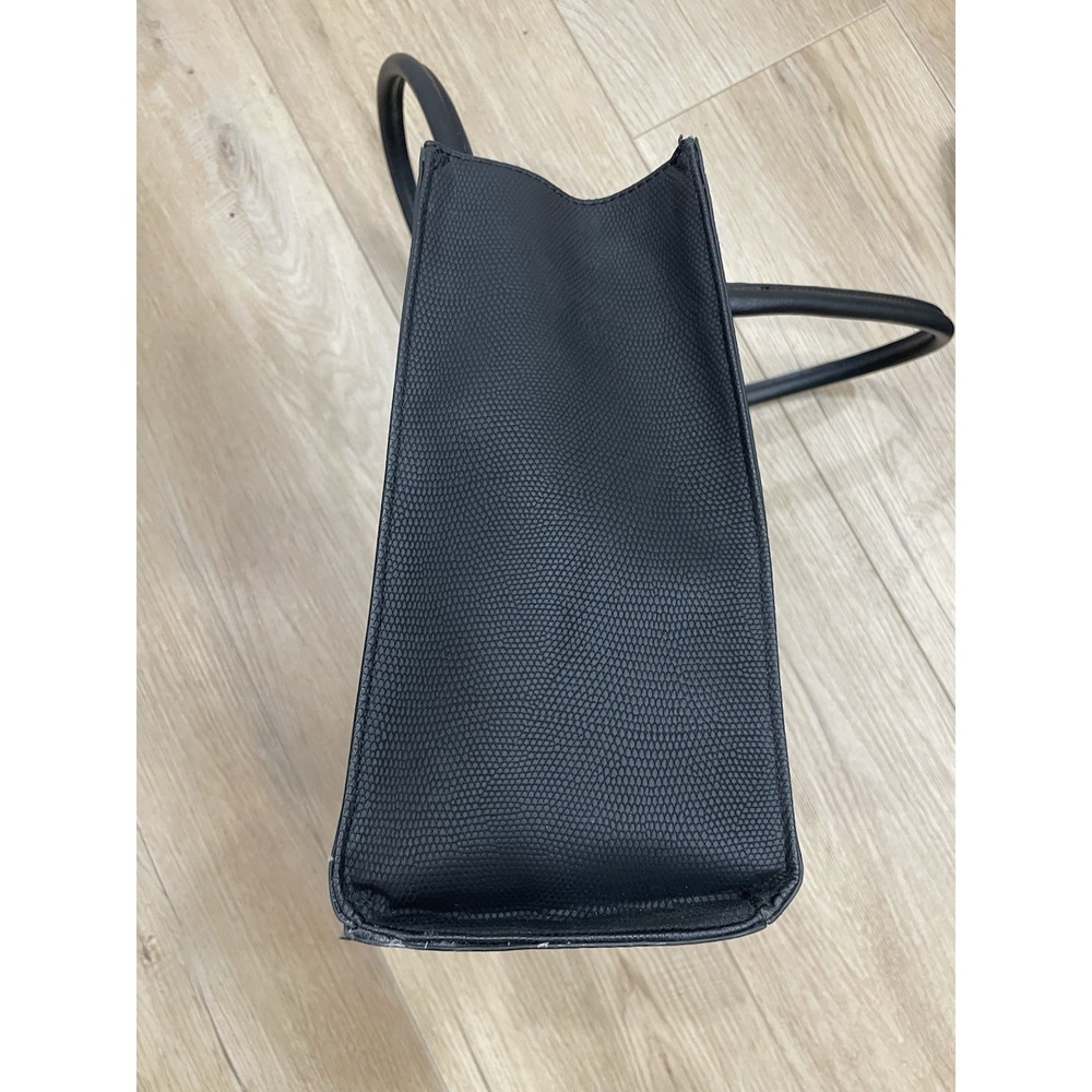 GUESS Rylan Tech Tote 3 Pc Set Black Silver Laptop Sleeve Pouch Bag LZ745723 EUC - Picture 7 of 16
